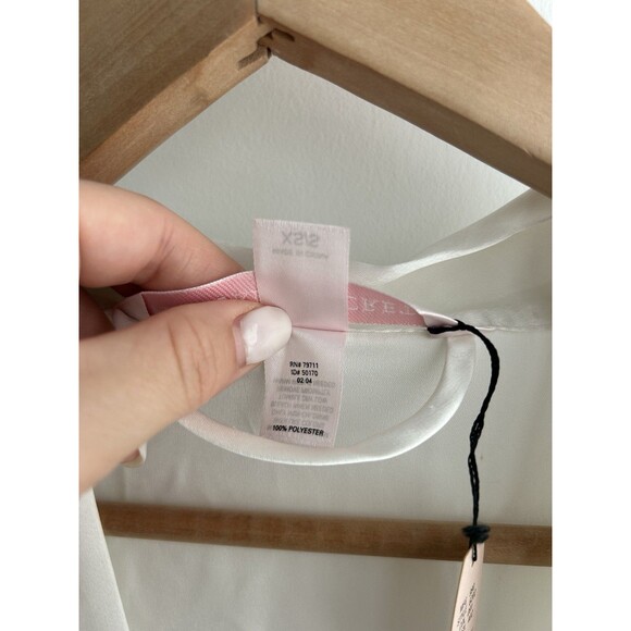 Vintage Y2K Victoria's Secret Satin Long Robe White/ Ivory With Pockets XS/S NWT - Picture 4 of 11